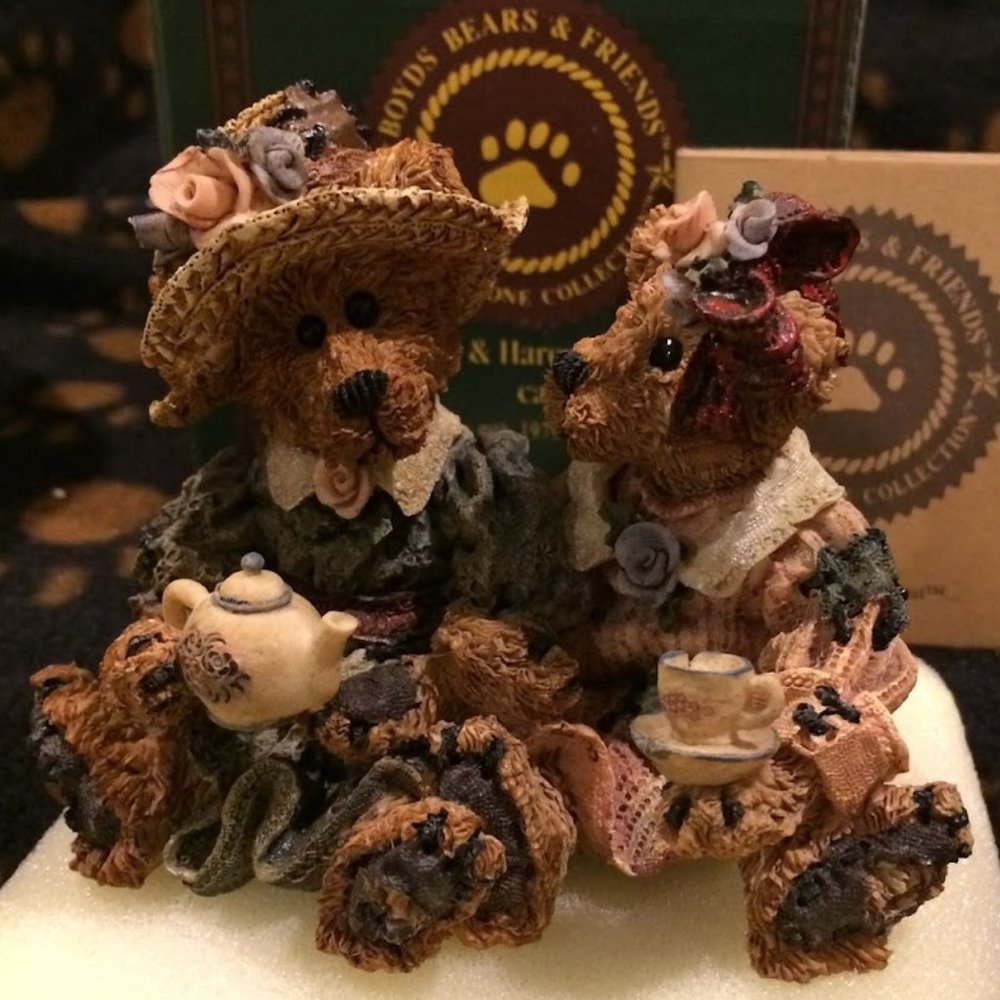 Emma & Bailey ...Afternoon Tea (Boyds Bear Collection)